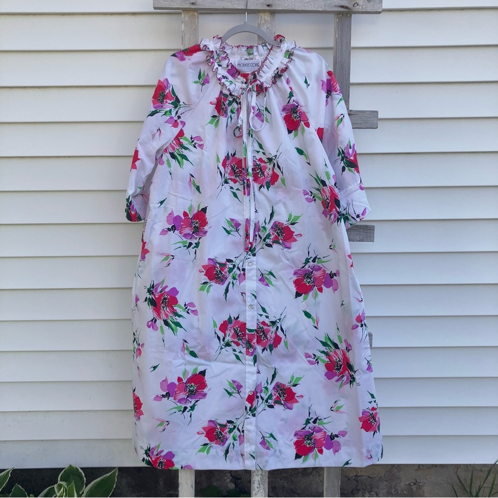 Vintage 1970s VOLUP Size 20 Deadstock/New Old Stock Models Coat by Swirl